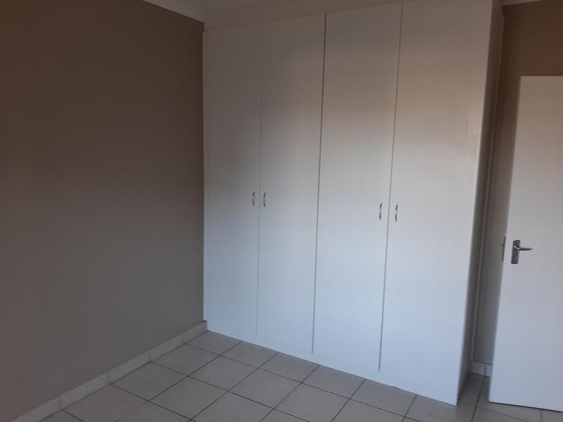 To Let 2 Bedroom Property for Rent in Burgundy Estate Western Cape